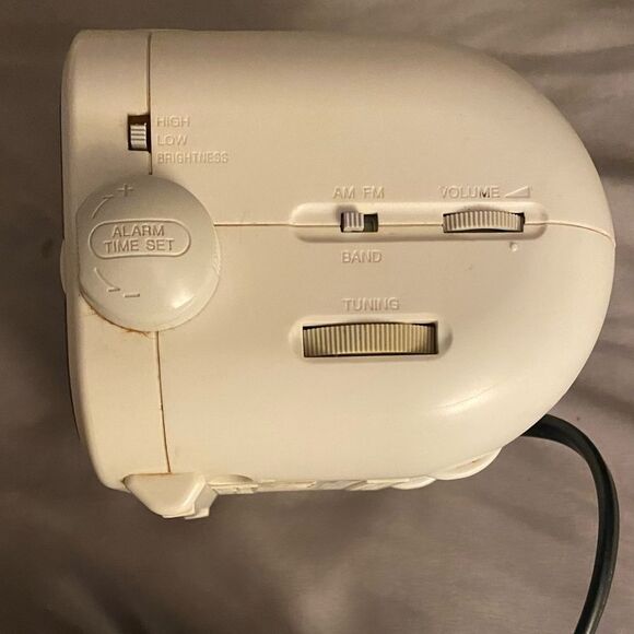 Sony ICF-C180 FM/AM Clock Radio Dream Machine Dual Alarm Weekend Alarm Vintage - Picture 7 of 8